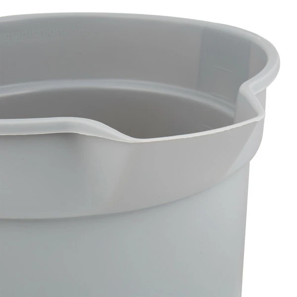 Rubbermaid FG296300GRAY BRUTE 10 Qt. Gray Round Bucket 4 Rubbermaid FG296300GRAY BRUTE 10 Qt. Gray Round Bucket - Image 4