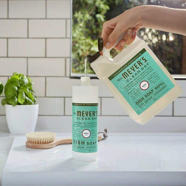 Mrs. Meyer's® Mrs. Meyer's Clean Day 347545 48 Oz. Basil Scented Dish Soap Refill - 6/Case 1 Mrs. Meyer's® Mrs. Meyer's Clean Day 347545 48 Oz. Basil Scented Dish Soap Refill - 6/Case