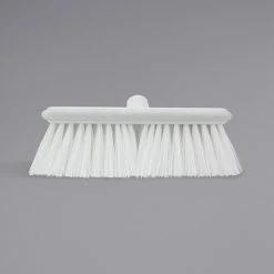 Carlisle 40050EC02 Sparta Flo Thru 9 1/2" White Flagged Vehicle And Wall Cleaning Brush -VIETRI SHOP 2177860