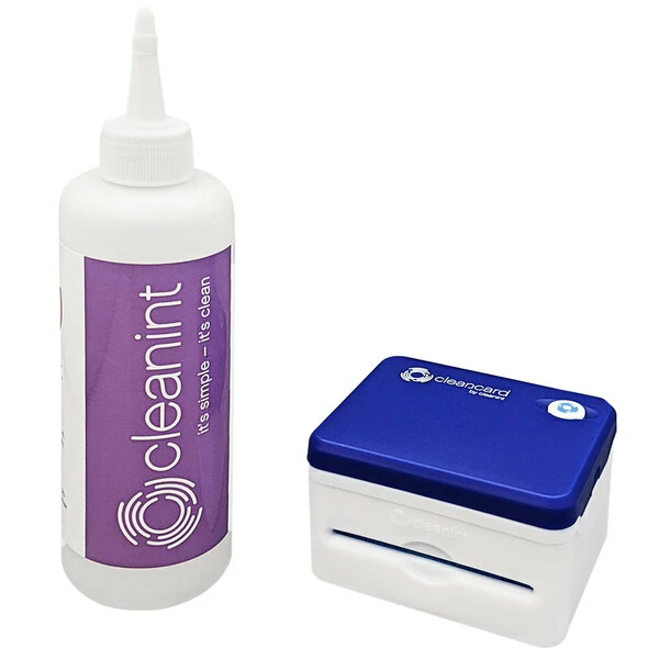 Cleanint, LLC Cleanint Cleancard CICC-SK Card Sanitizer With 8 Oz. Solution Kit 1 Cleanint, LLC Cleanint Cleancard CICC-SK Card Sanitizer With 8 Oz. Solution Kit
