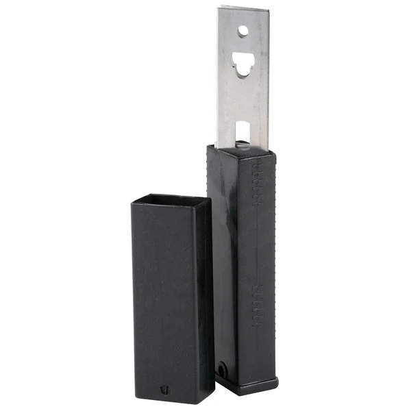 Unger® Unger ENB10 ErgoTec Ninja 4" Stainless Steel Premium Honed Glass Scraper Blade - 25/Pack 4 Unger® Unger ENB10 ErgoTec Ninja 4" Stainless Steel Premium Honed Glass Scraper Blade - 25/Pack - Image 4