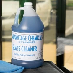 Advantage Chemicals 1 Gallon / 128 Oz. Glass Cleaner - 4/Case -VIETRI SHOP 880044