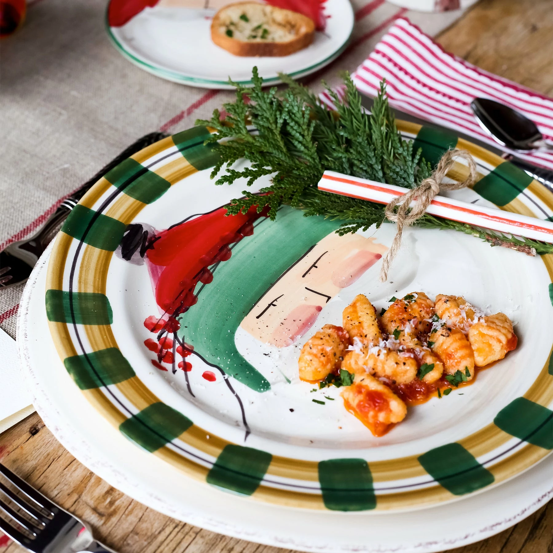 Vietri Old St. Nick Round Salad Plate - Green Hat 4 Vietri Old St. Nick Round Salad Plate - Green Hat - Image 4