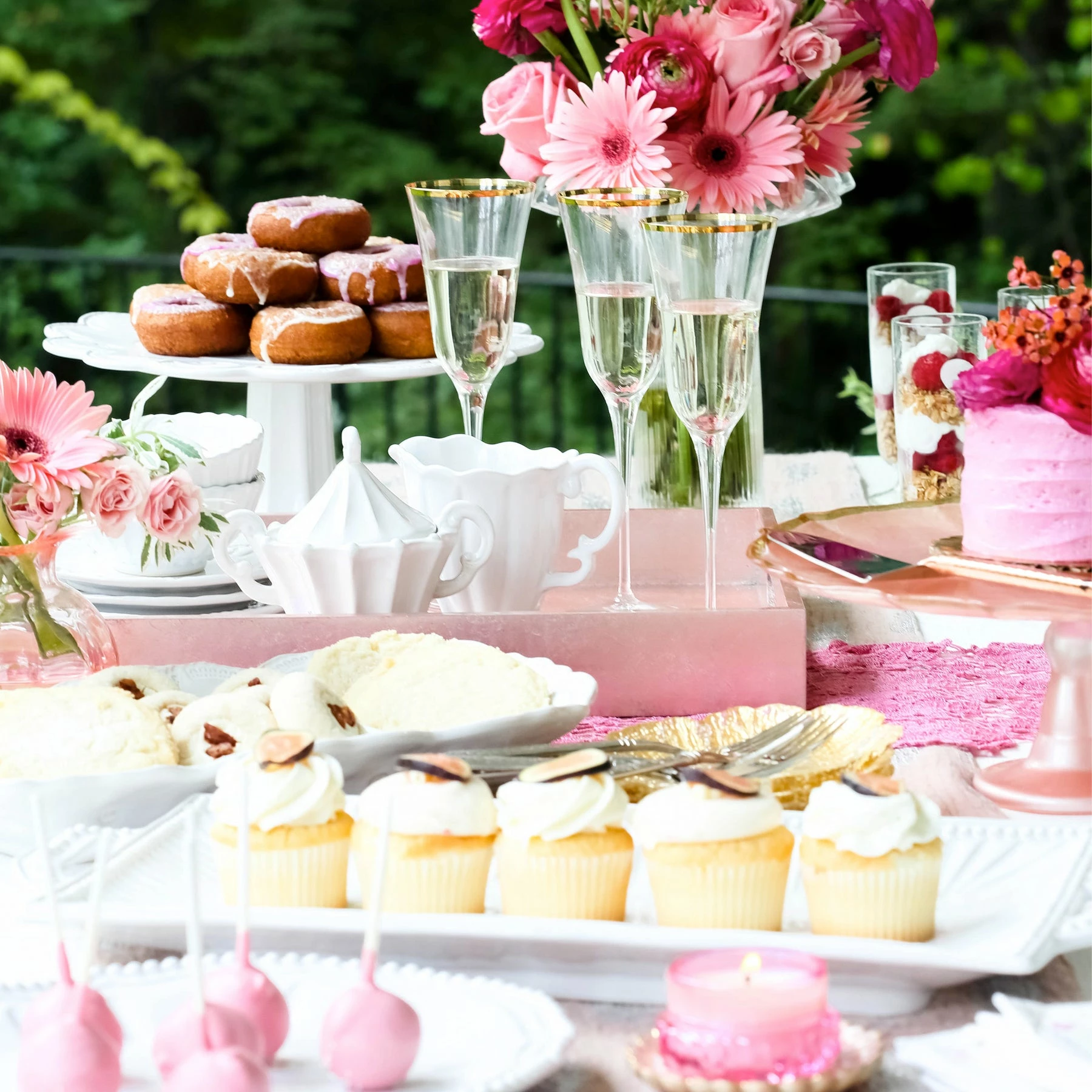 Vietri Incanto Stone White Stripe Rectangular Handled Platter 3 Vietri Incanto Stone White Stripe Rectangular Handled Platter - Image 3