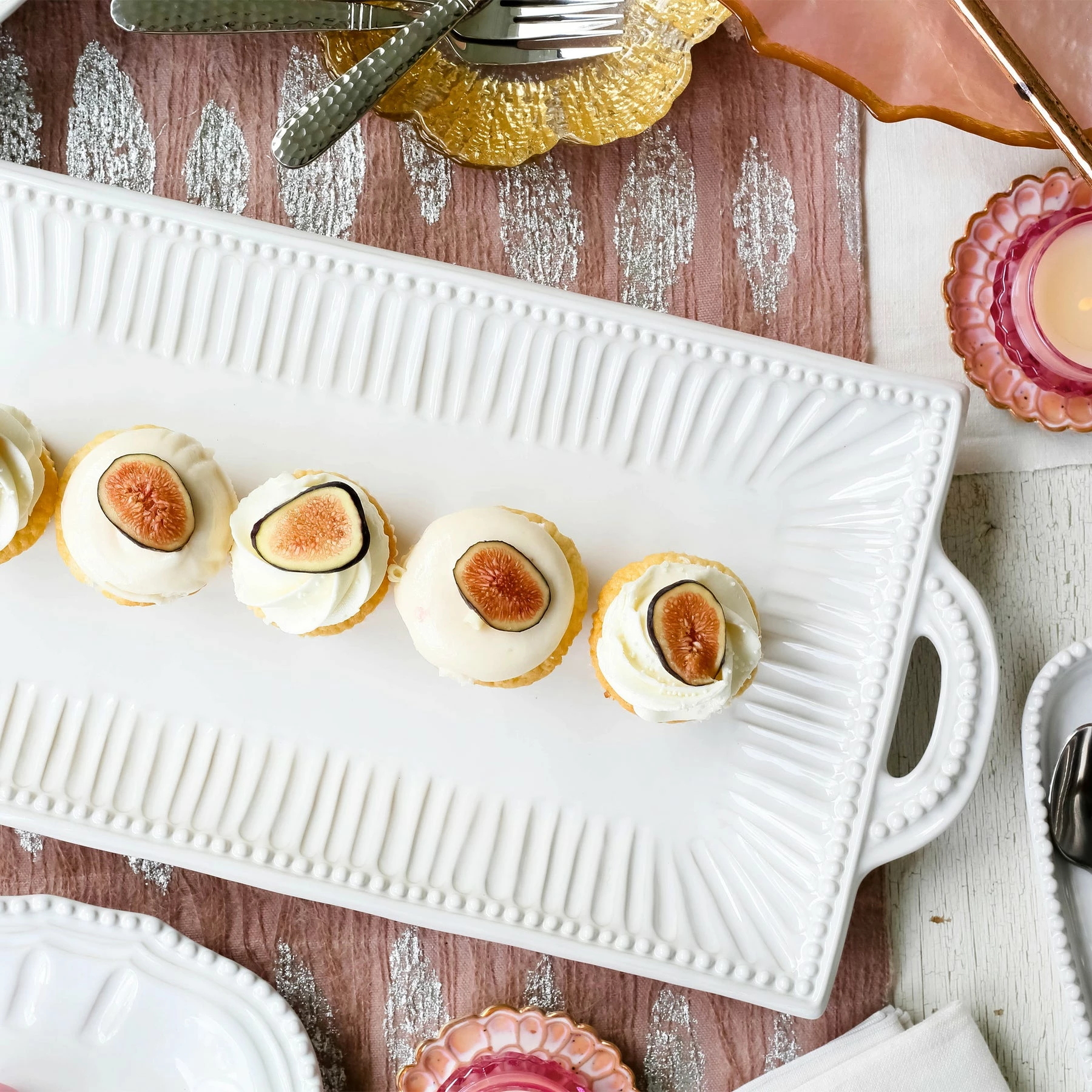 Vietri Incanto Stone White Stripe Rectangular Handled Platter 2 Vietri Incanto Stone White Stripe Rectangular Handled Platter - Image 2