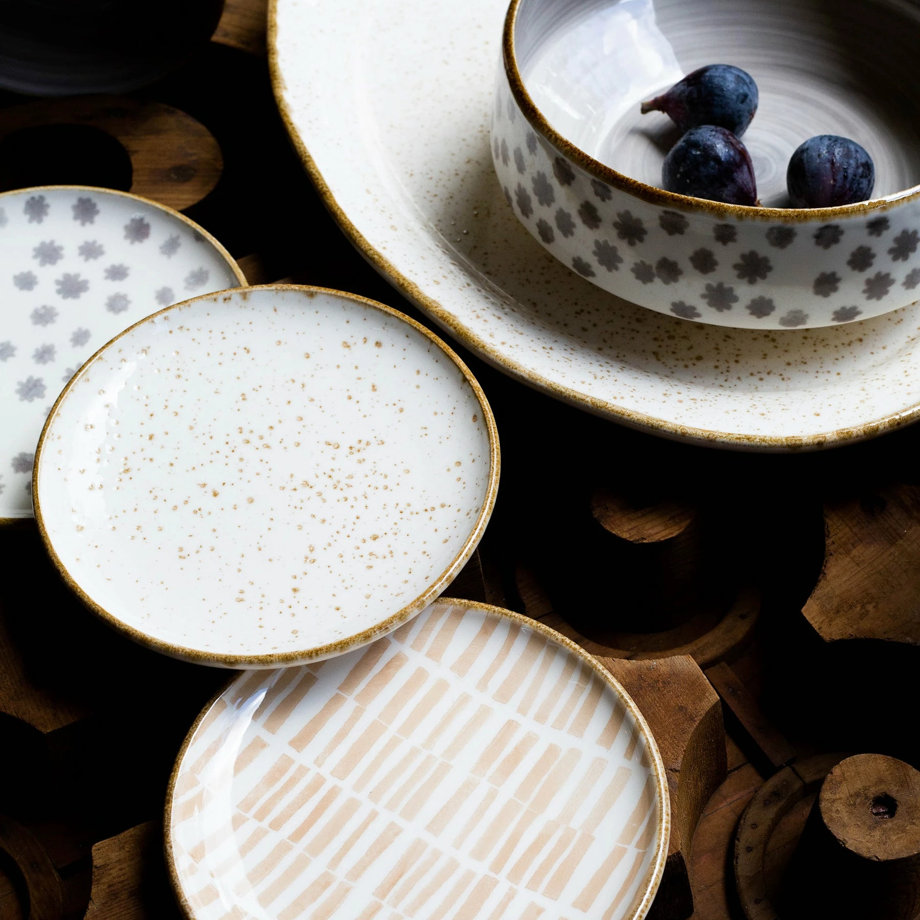 Viva By VIETRI Earth Eggshell Oval Platter 4 Viva By VIETRI Earth Eggshell Oval Platter - Image 4