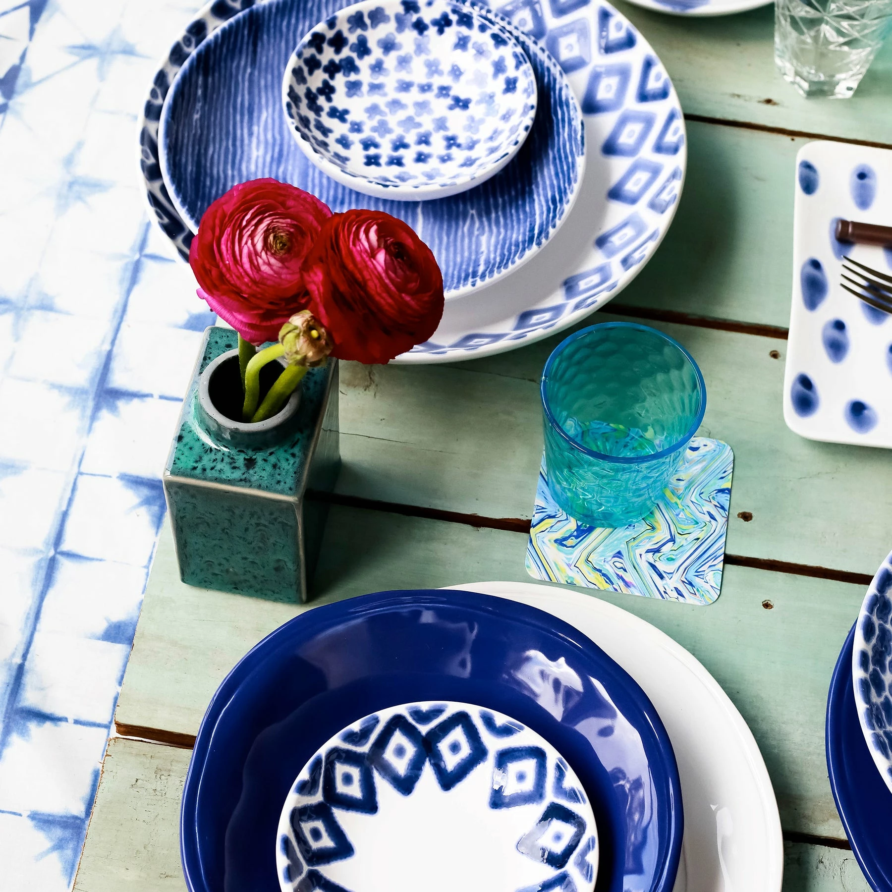 Viva By VIETRI Santorini Diamond Medium Serving Bowl 5 Viva By VIETRI Santorini Diamond Medium Serving Bowl - Image 5