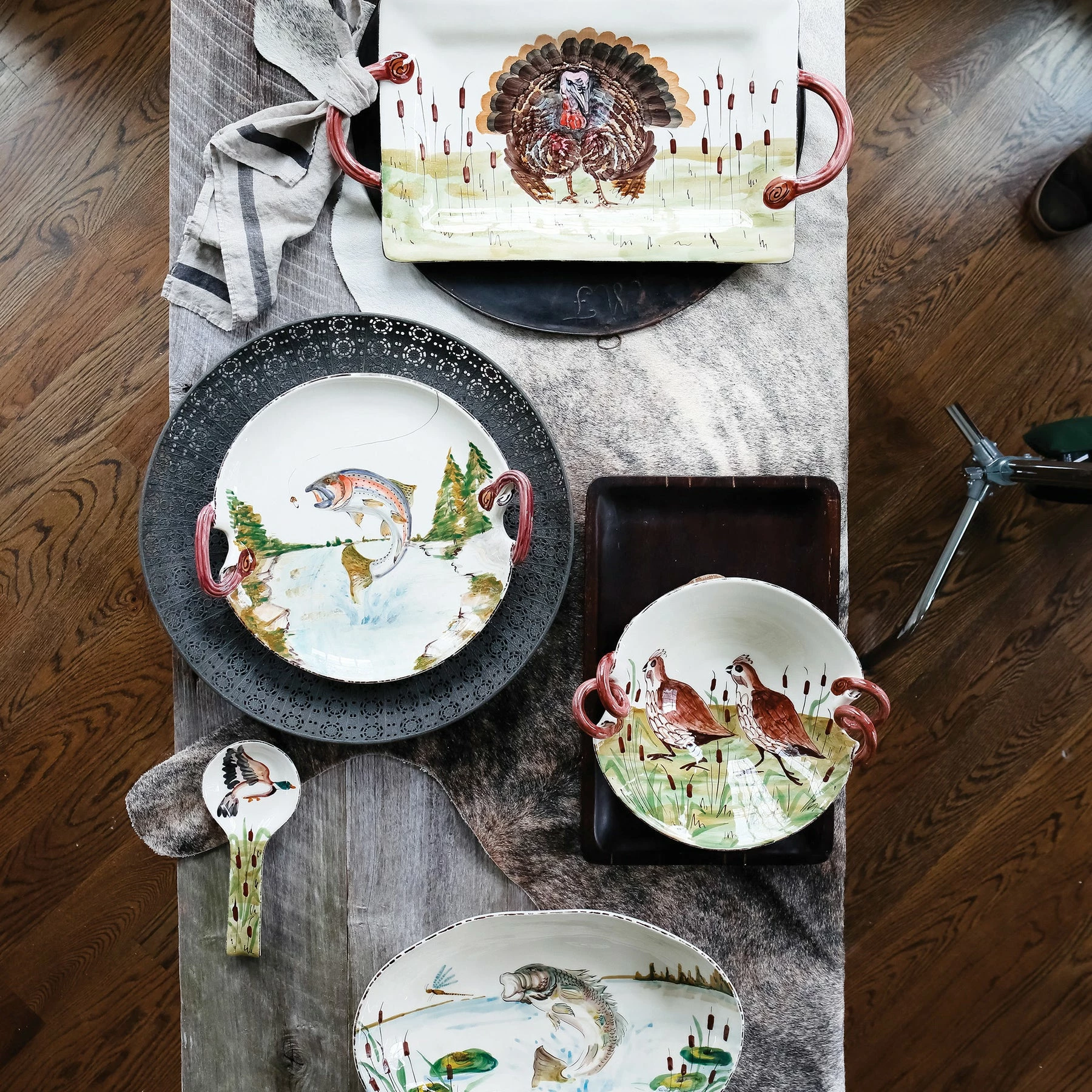 Vietri Wildlife Quail Handled Scallop Bowl 5 Vietri Wildlife Quail Handled Scallop Bowl - Image 5